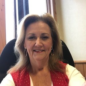 Meet your Posher, Cindy